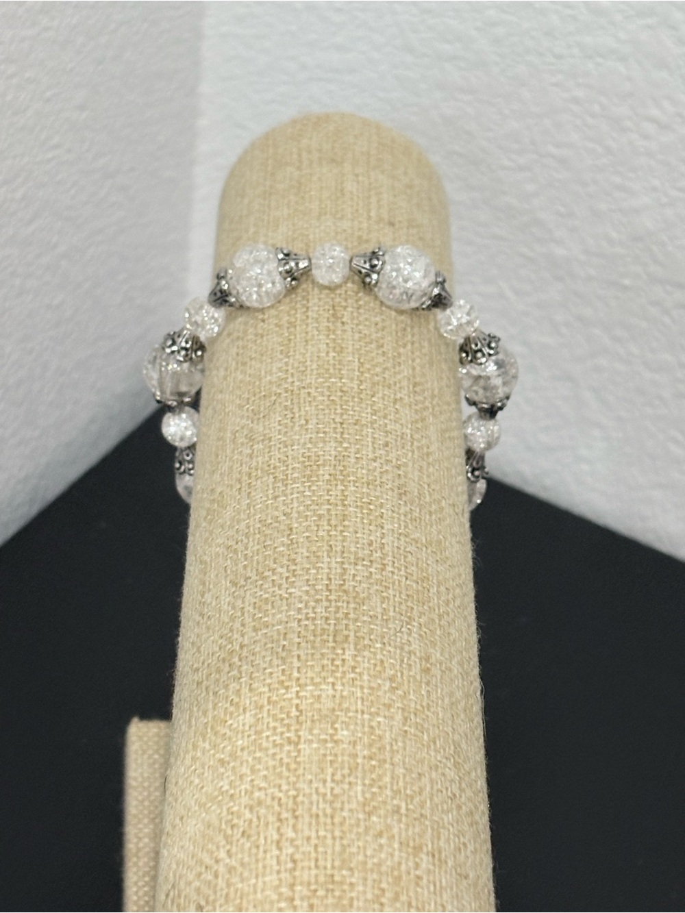 Handcrafted clear cracked glass beaded bracelet